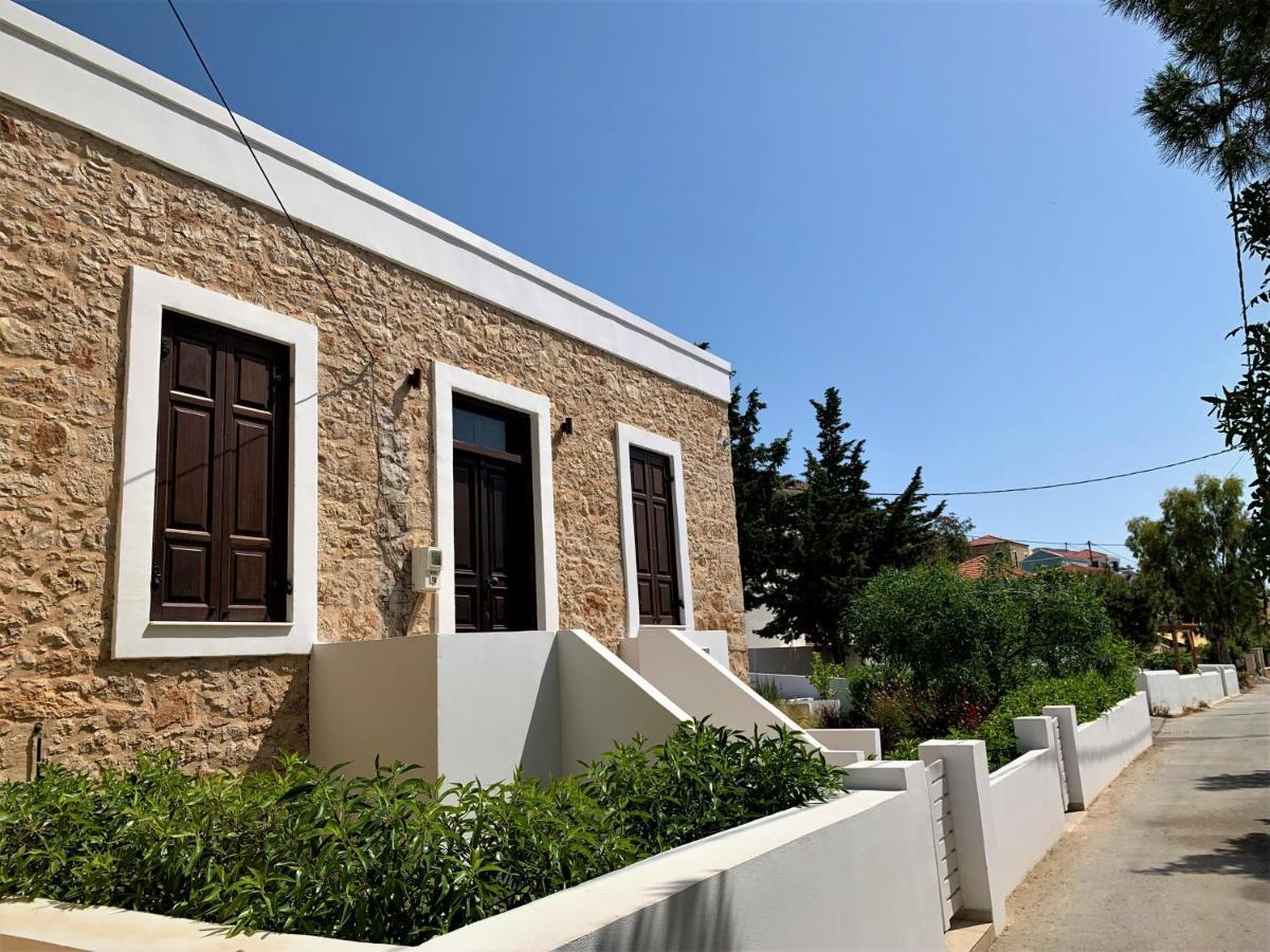 Villa Miranda Chalki Town Esterno foto